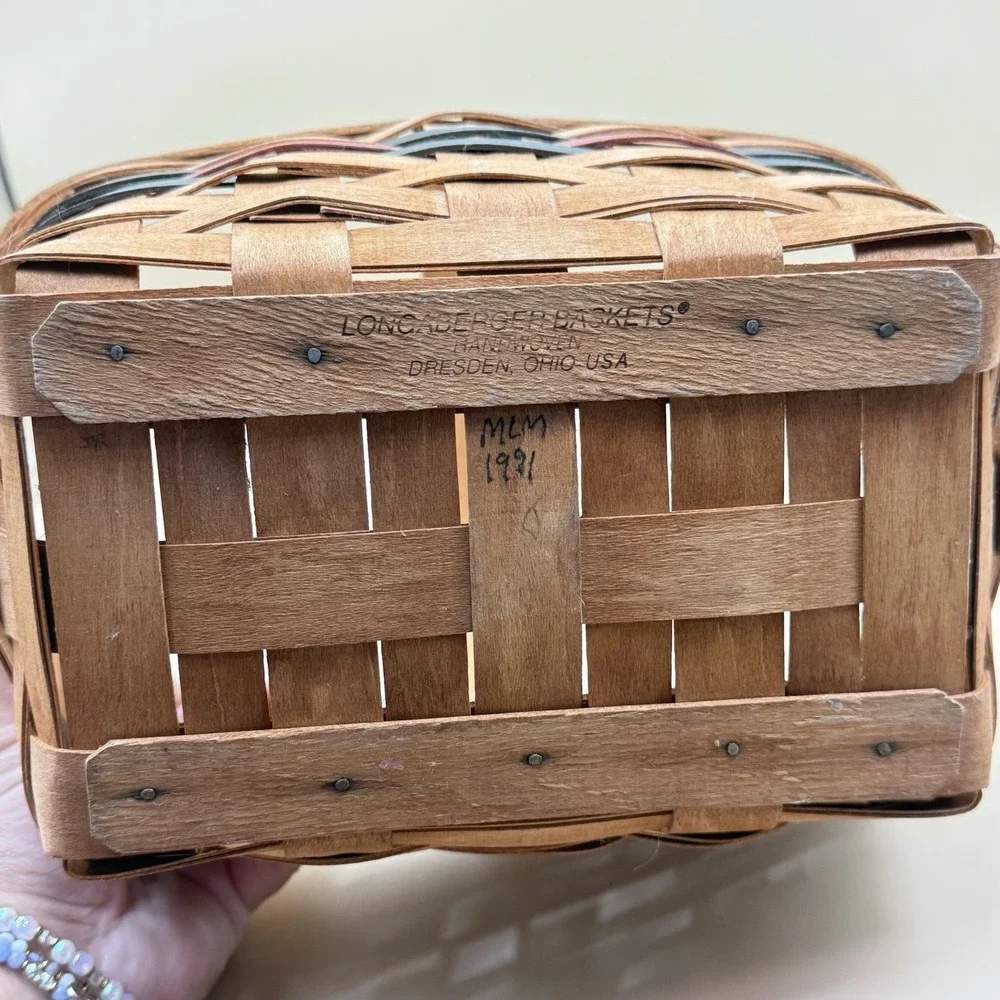 Longaberger 1991 Handwoven Brown Red Green Basket VTG 11